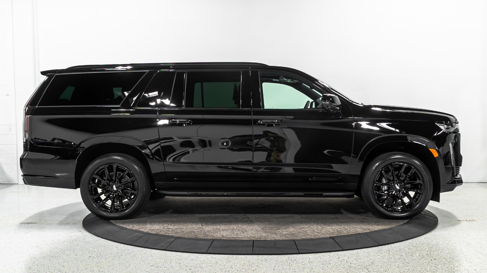 2022 Cadillac Escalade ESV Sport Platinum (SOLD) Stock 23238 for sale