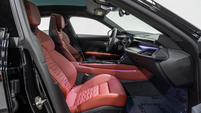 Used 2022 Audi RS e-tron GT quattro CARBON PERFORMANCE PKG! (SOLD) | Pompano Beach, FL