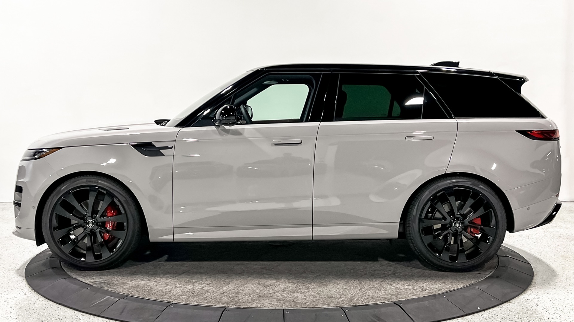 2023 Land Rover Range Rover Sport P400 Dynamic SE Stock 23382 for