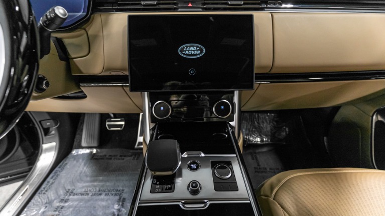 Used 2023 Land Rover Range Rover P530 SE SWB V8 | Pompano Beach, FL