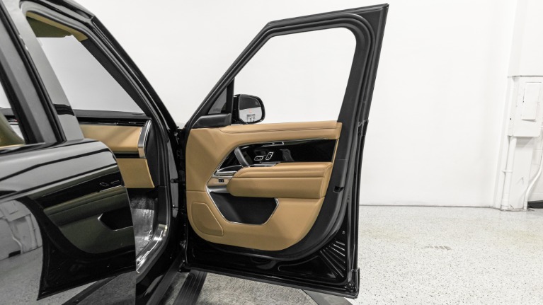 Used 2023 Land Rover Range Rover P530 SE SWB V8 | Pompano Beach, FL