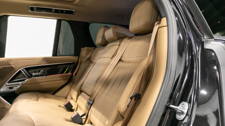 Used 2023 Land Rover Range Rover P530 SE SWB V8 | Pompano Beach, FL