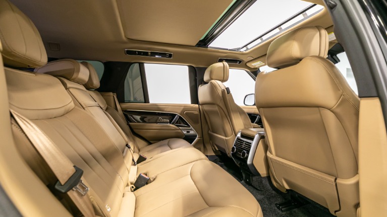 Used 2023 Land Rover Range Rover P530 SE SWB V8 | Pompano Beach, FL