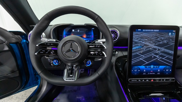 Used 2022 Mercedes-Benz SL-Class AMG SL 55 Performance Line | Pompano Beach, FL