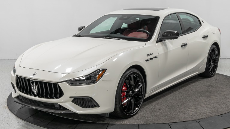 Used 2022 Maserati Ghibli Modena | Pompano Beach, FL
