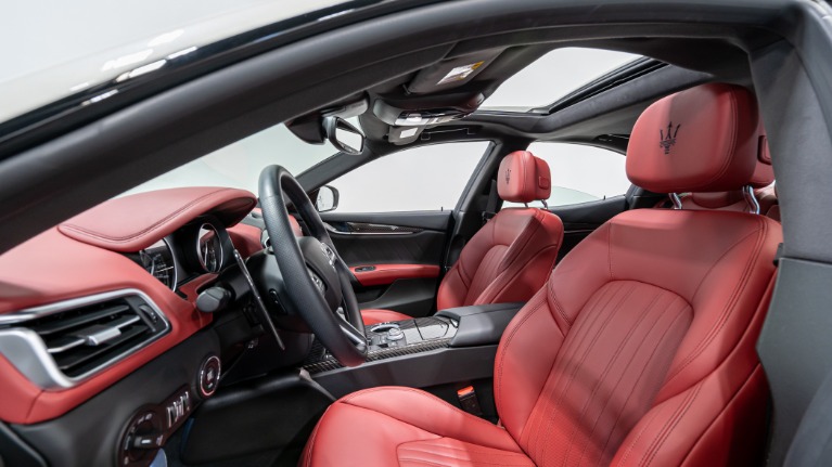 Used 2022 Maserati Ghibli Modena | Pompano Beach, FL