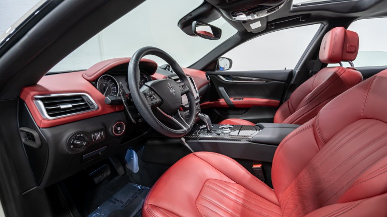 Used 2022 Maserati Ghibli Modena | Pompano Beach, FL