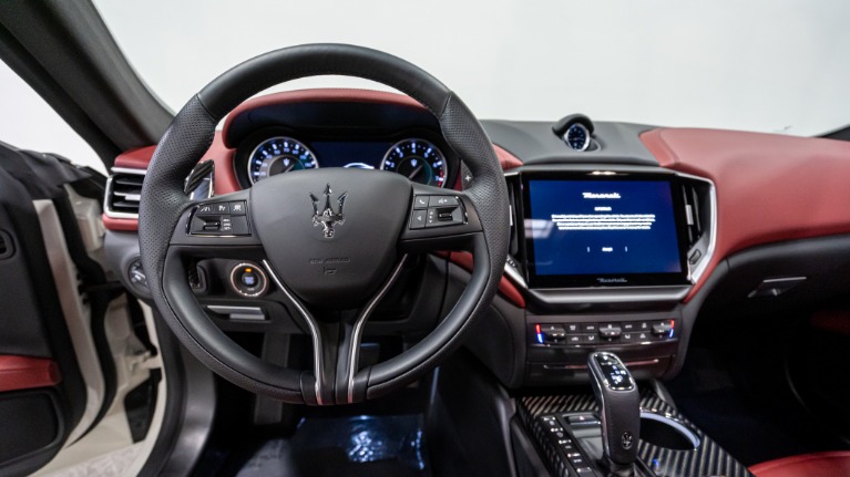 Used 2022 Maserati Ghibli Modena | Pompano Beach, FL