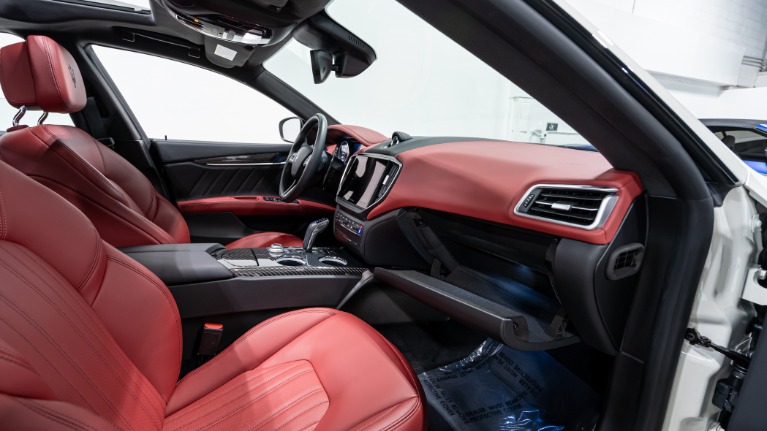 Used 2022 Maserati Ghibli Modena | Pompano Beach, FL