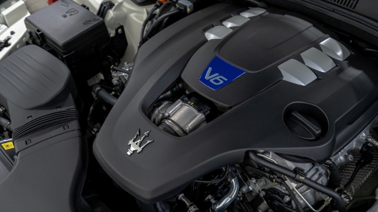 Used 2022 Maserati Ghibli Modena | Pompano Beach, FL