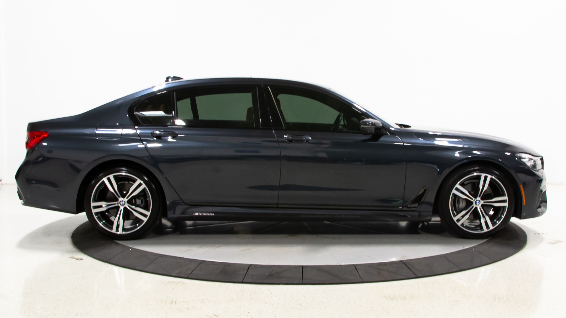 Bmw 740i 2018