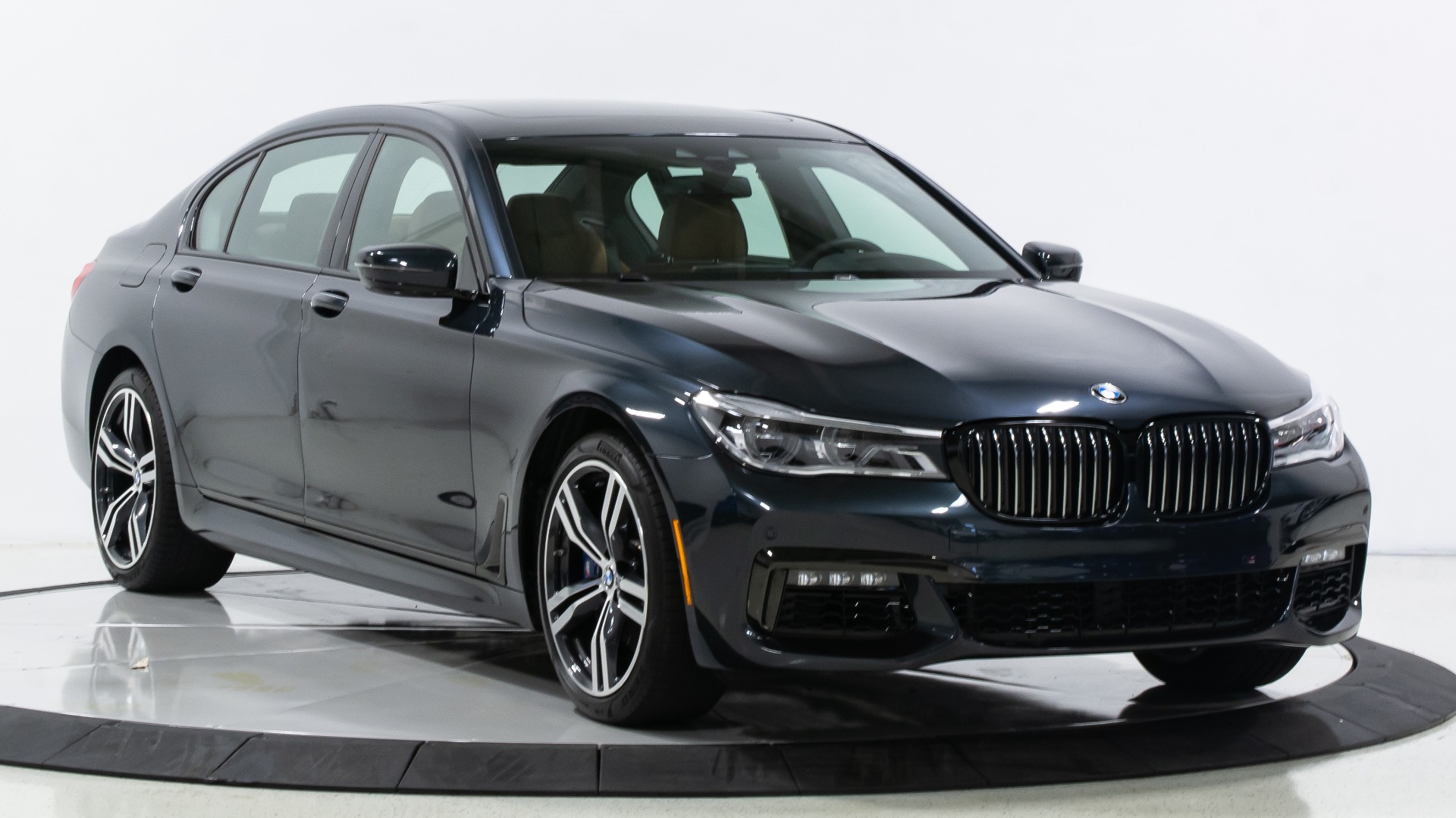 Bmw 750 2018