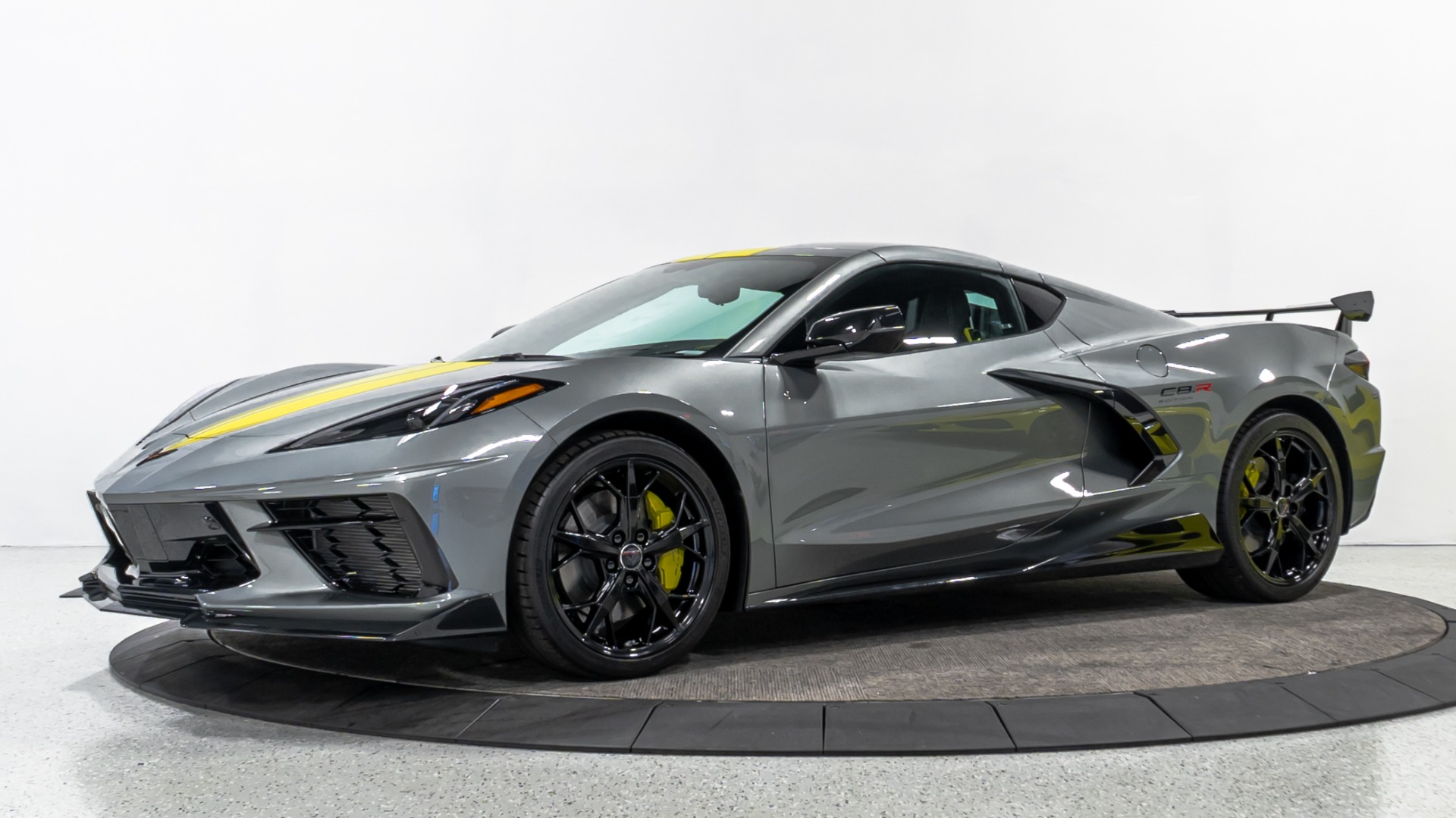 CHEVROLET CORVETTE STING RAY COUPE ✩中古品✩ 1,100-Mile 2022 Chevrolet Corvette Stingray Coupe 1LT Z51