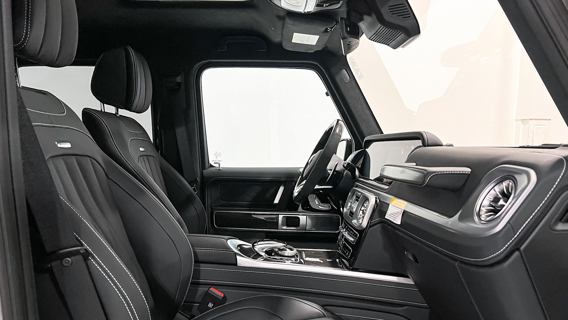 Black Mercedes G Class 2024