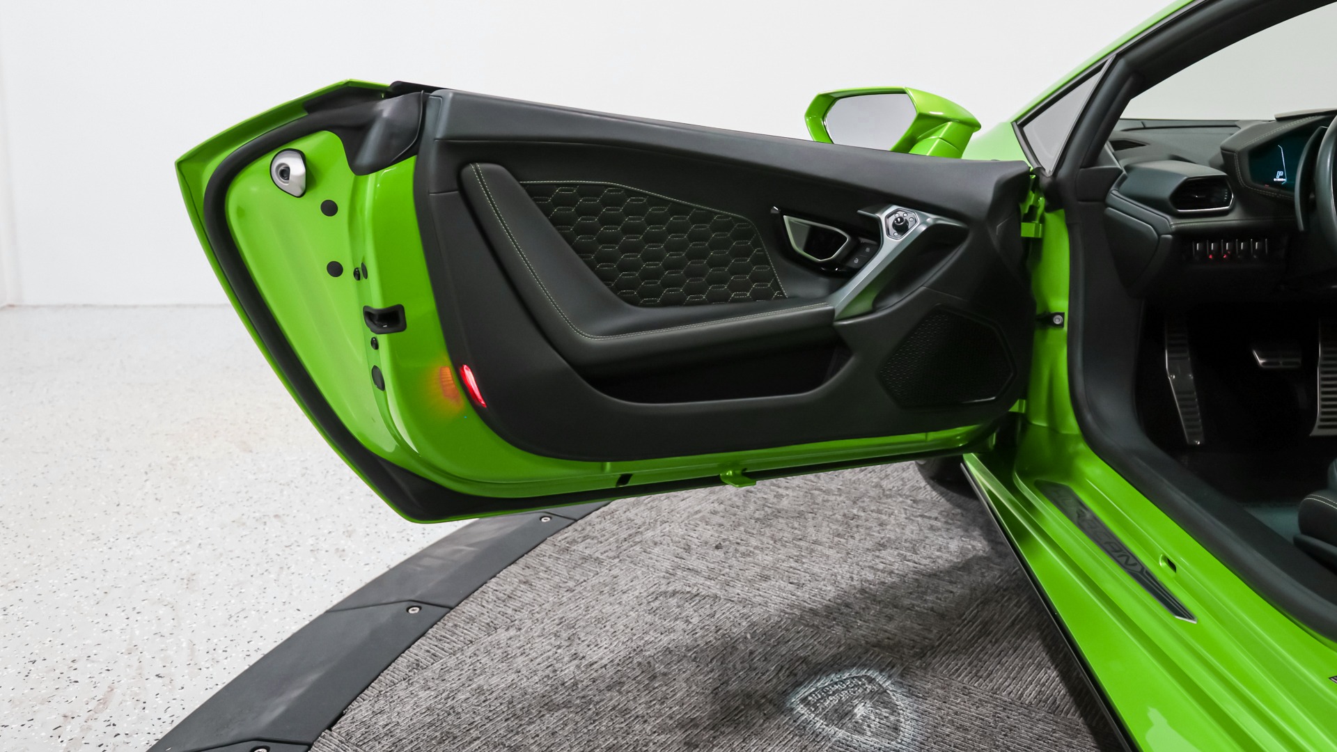 Used 2021 Lamborghini Huracan EVO RWD (SOLD) For Sale (Sold