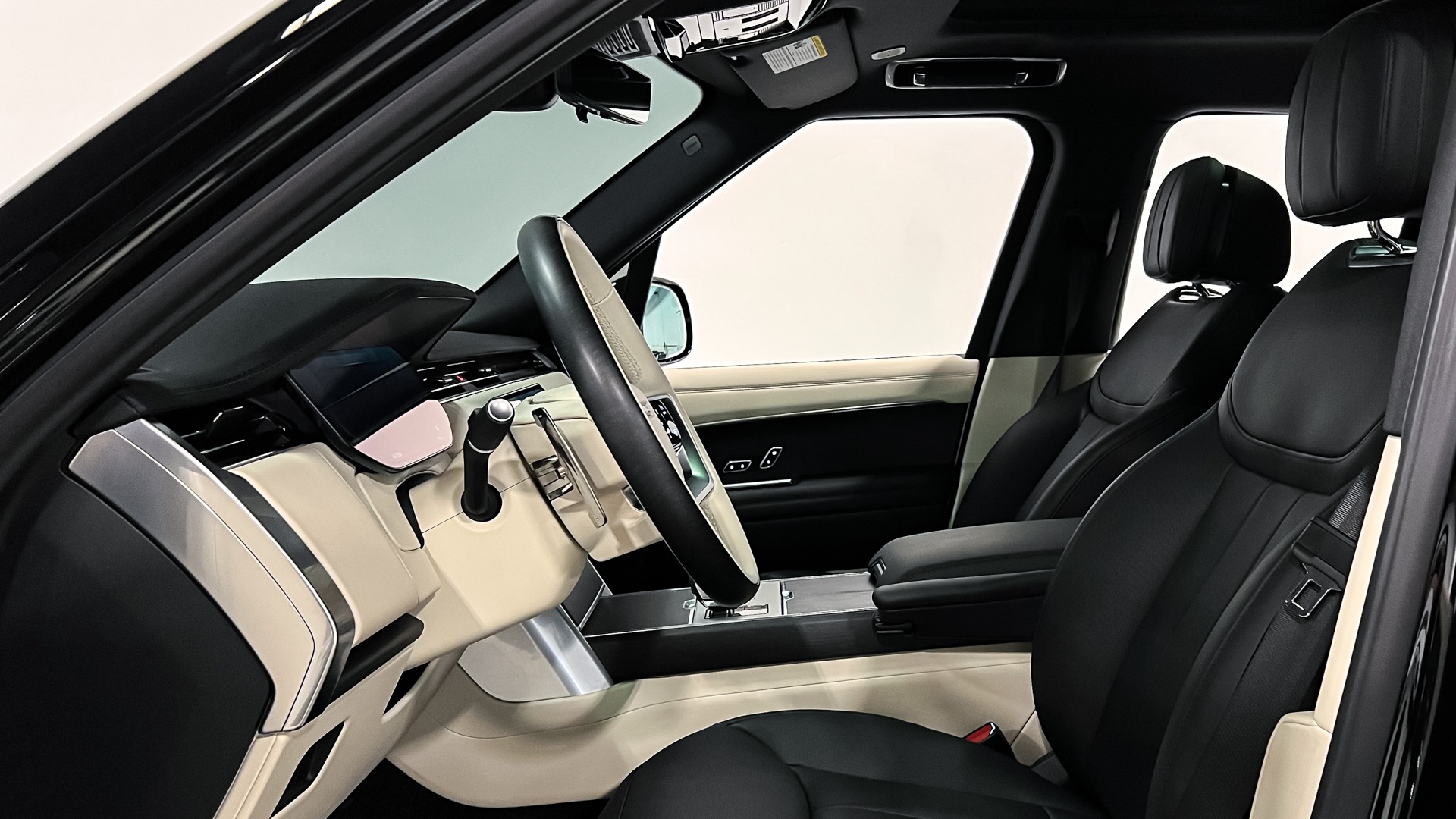 Perlino With Perlino Interior