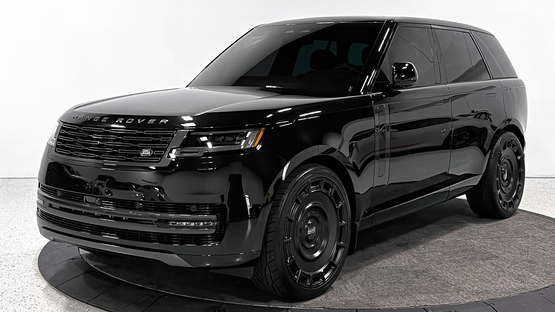 Rocker Panel Kit | LAND ROVER RANGE ROVER SWB 2024