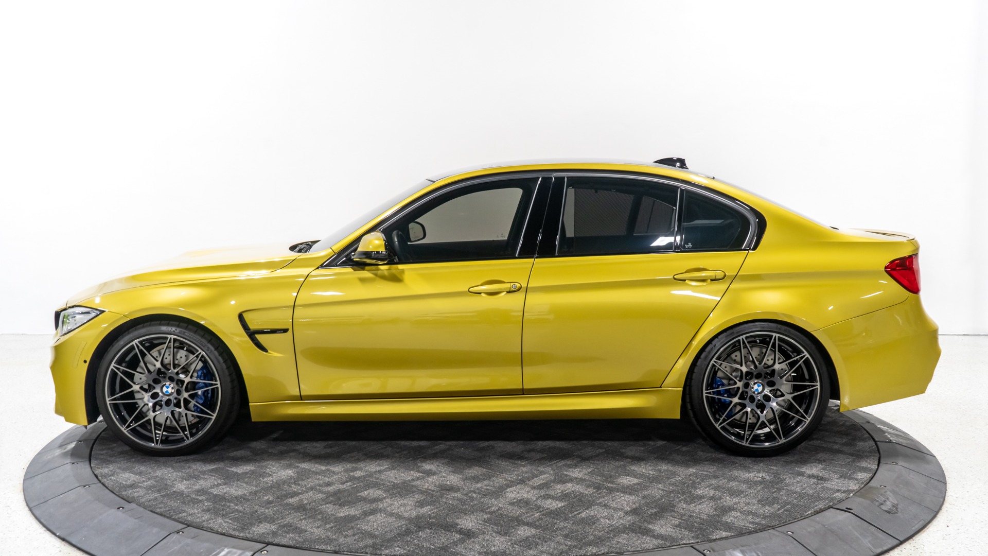 2015 Bmw M3 3 Sedan photo 3