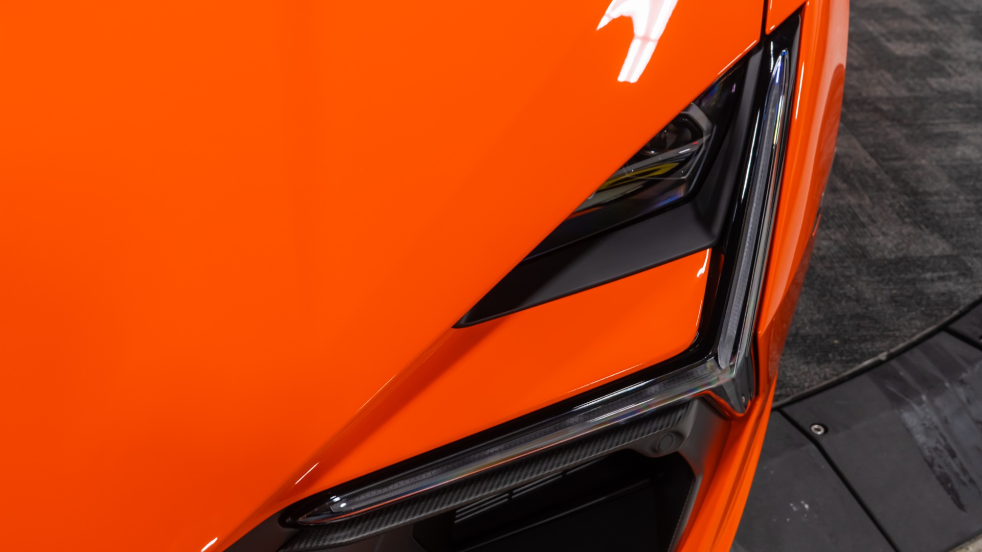 2025 Lamborghini Revuelto Base - Photo 20