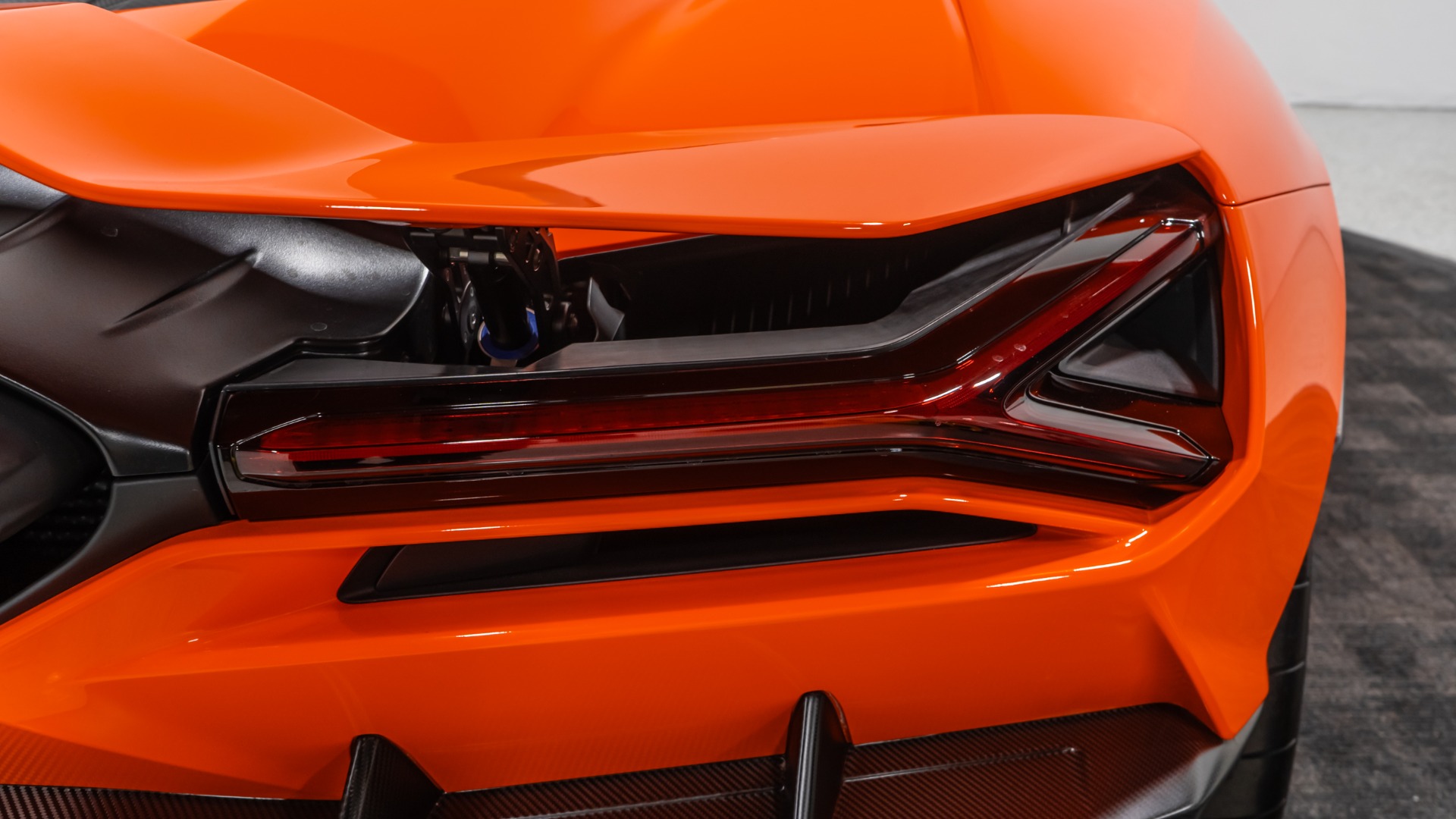 2025 Lamborghini Revuelto Base - Photo 34