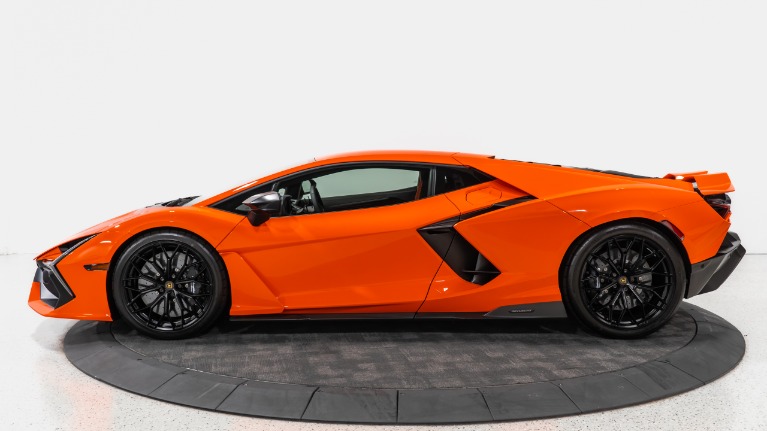 2025 Lamborghini Revuelto Base - Photo 84