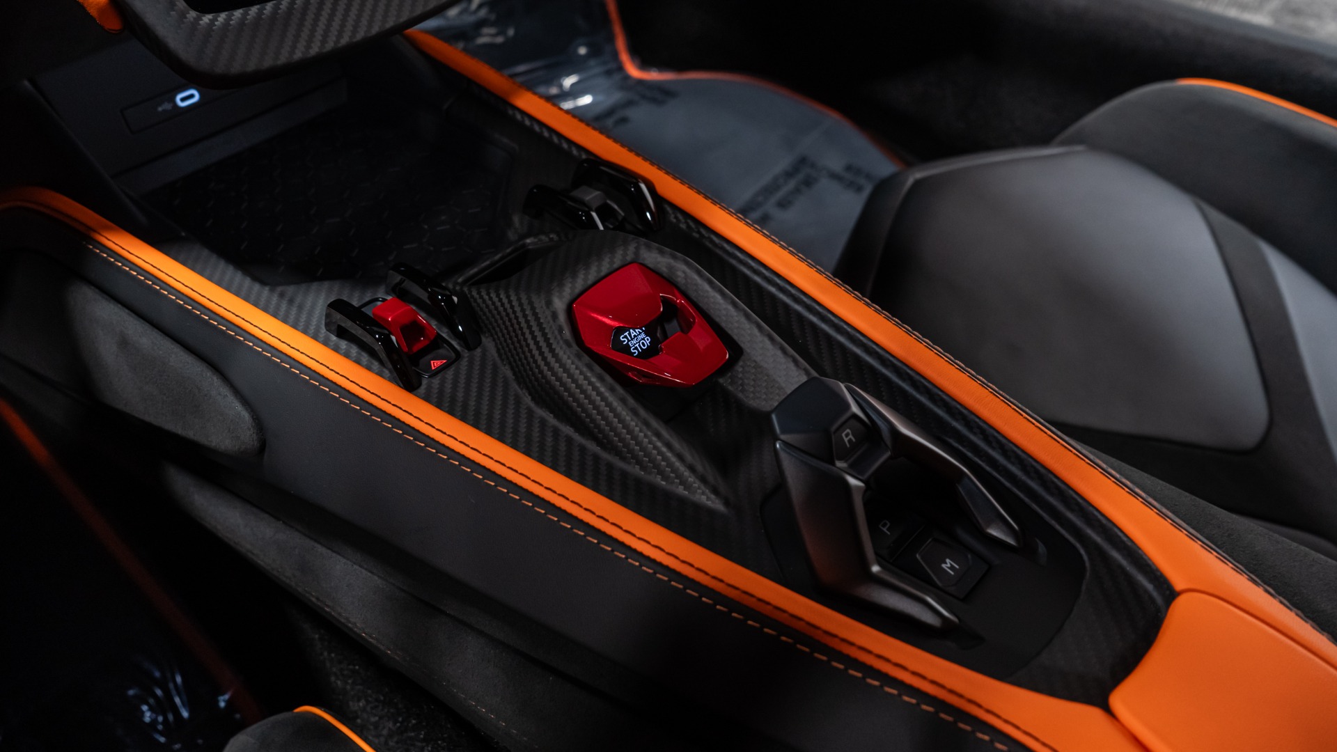 2025 Lamborghini Revuelto Base - Photo 63