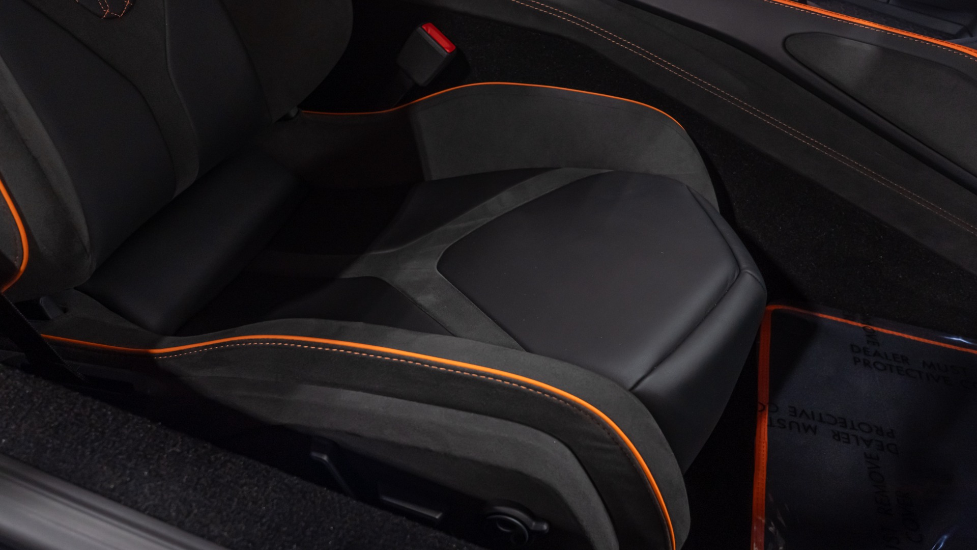 2025 Lamborghini Revuelto Base - Photo 72