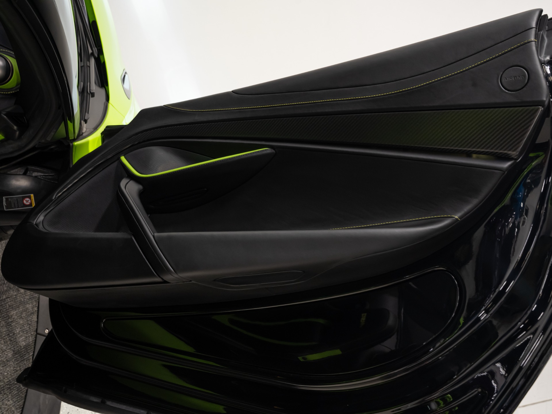 2021 McLaren 720S Base - Photo 74