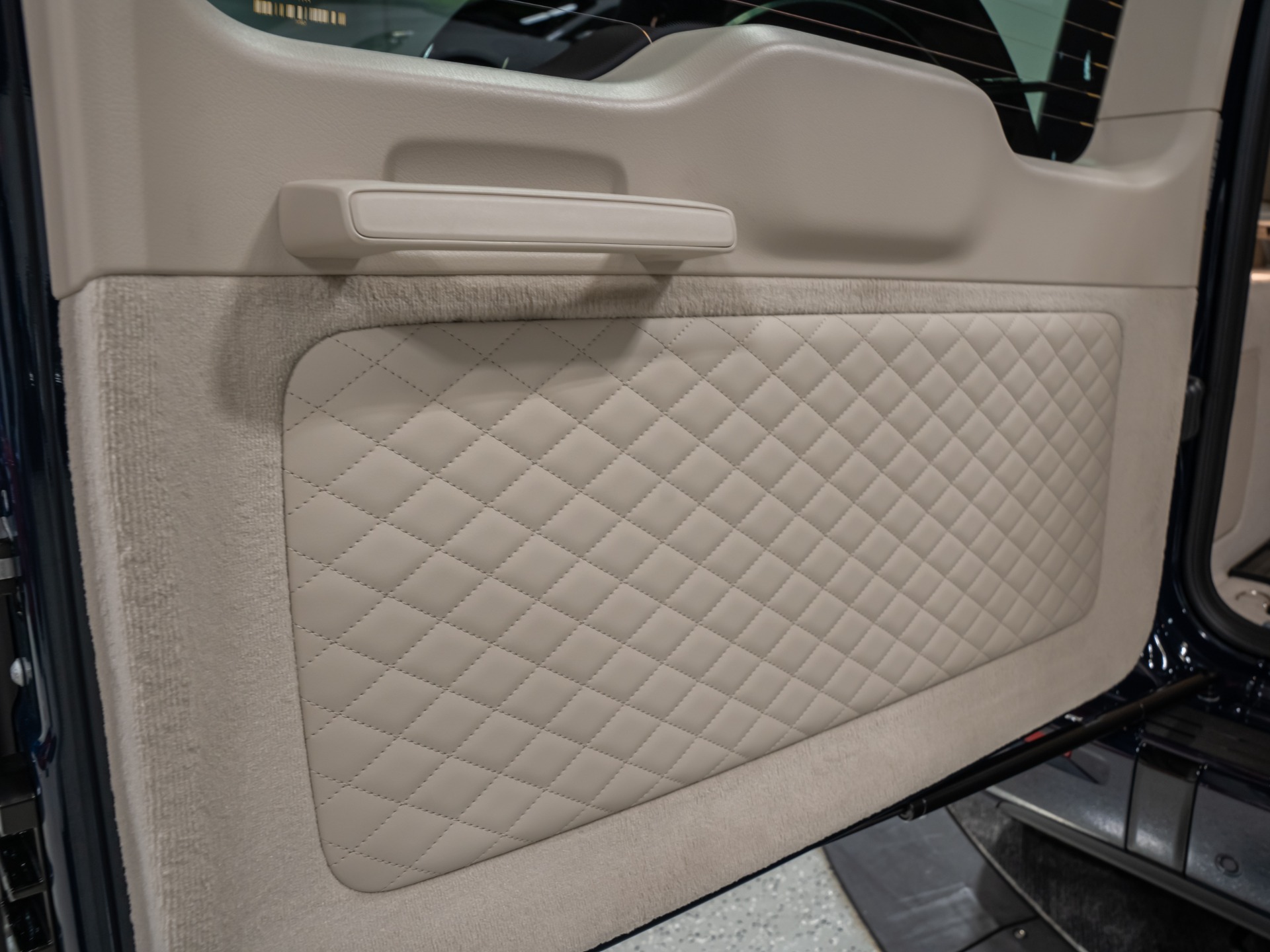 2026 Mercedes-Benz G-Class Mercedes-AMG - Photo 93