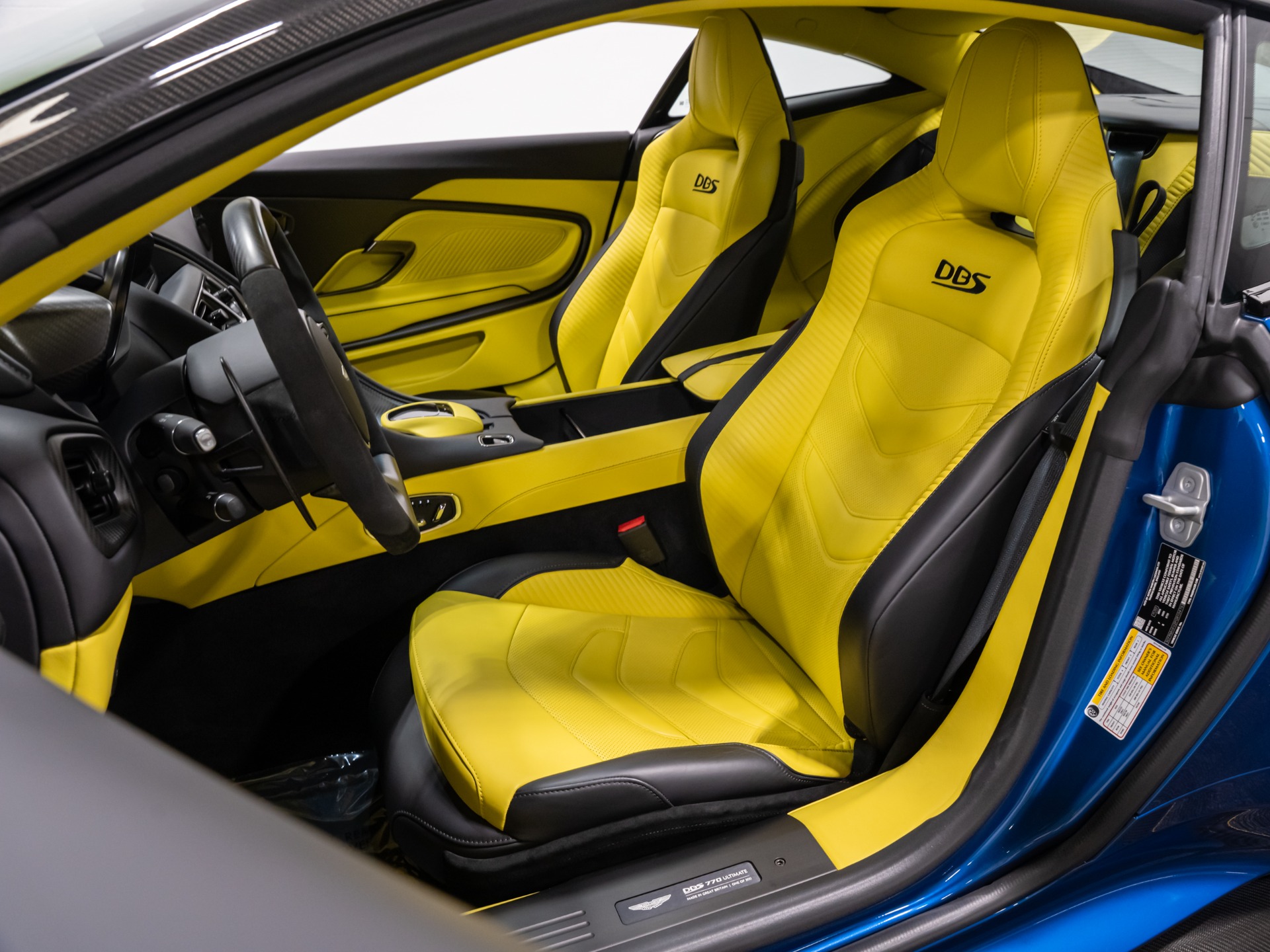 2023 Aston Martin DBS Base - Photo 46