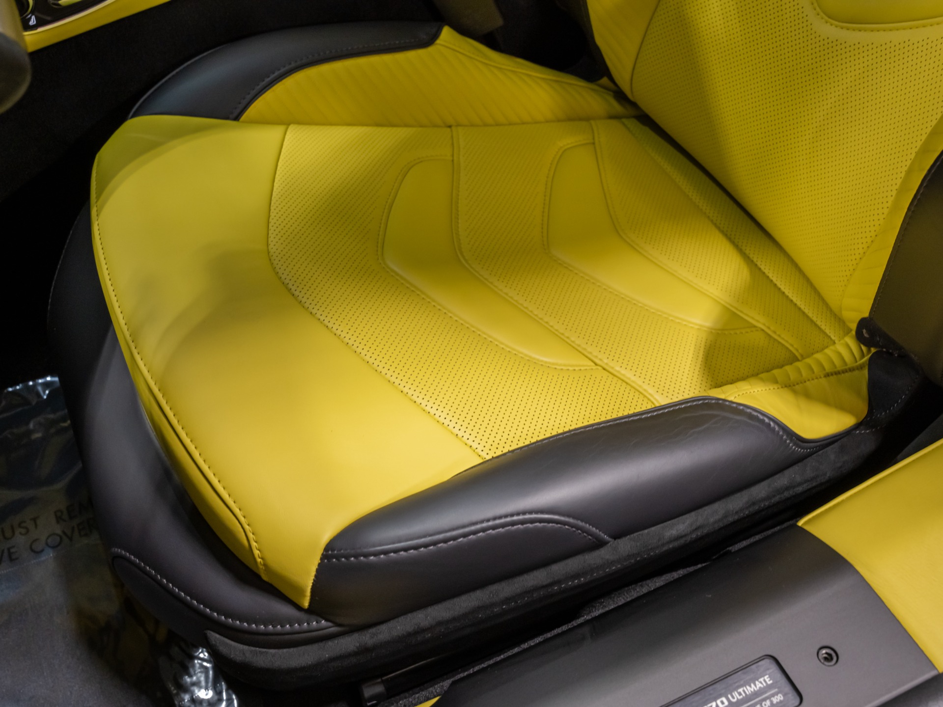2023 Aston Martin DBS Base - Photo 50