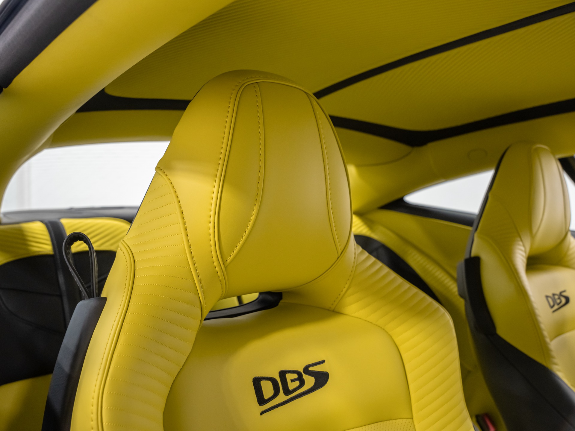 2023 Aston Martin DBS Base - Photo 80