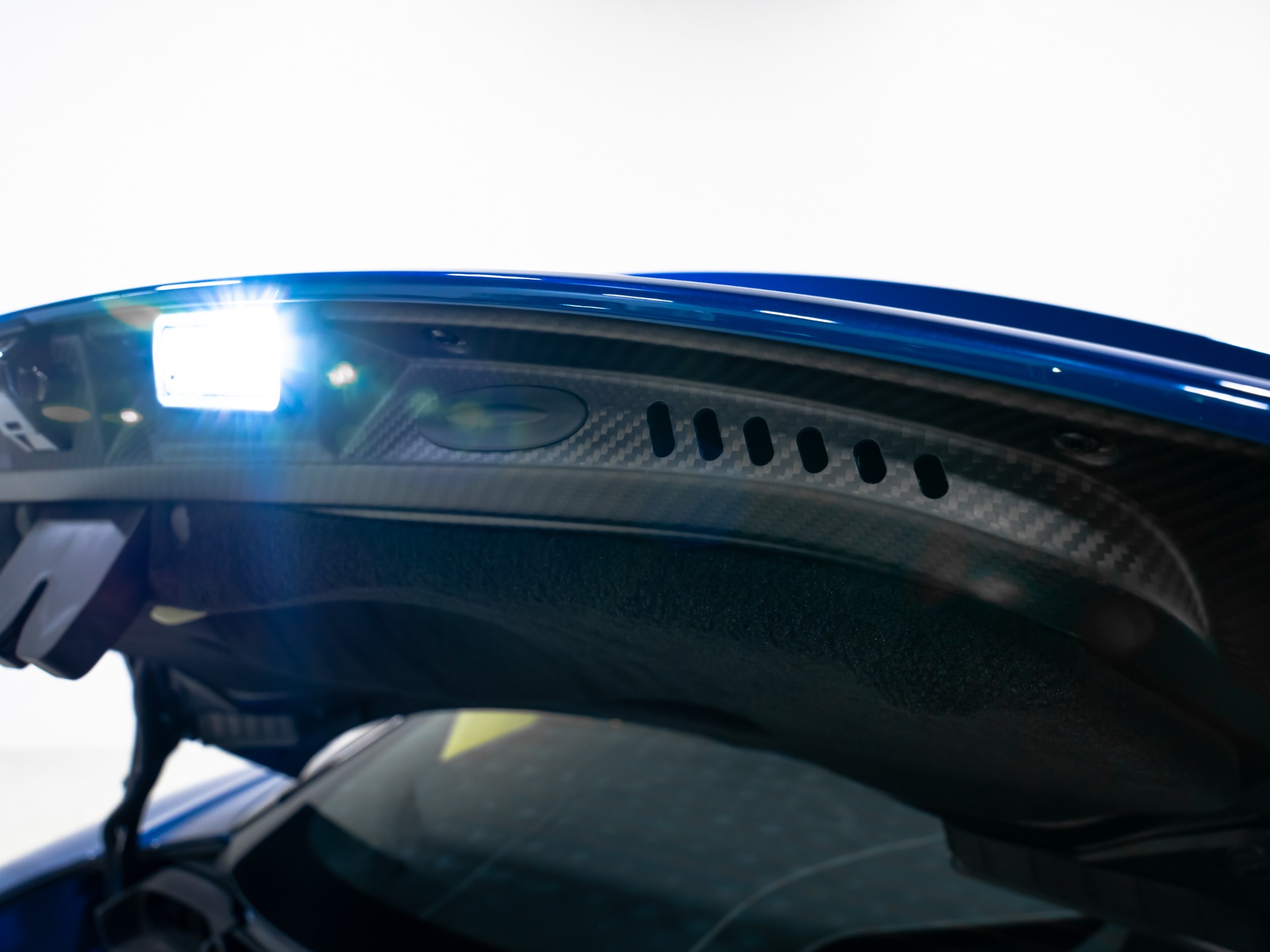 2023 Aston Martin DBS Base - Photo 97