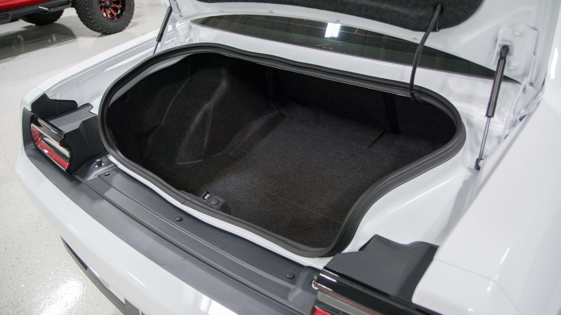 Trunk Ledge Kit | DODGE CHARGER SRT HELLCAT 2016 Trunk Ledge Kit | DODGE CHARGER SRT HELLCAT 2016
