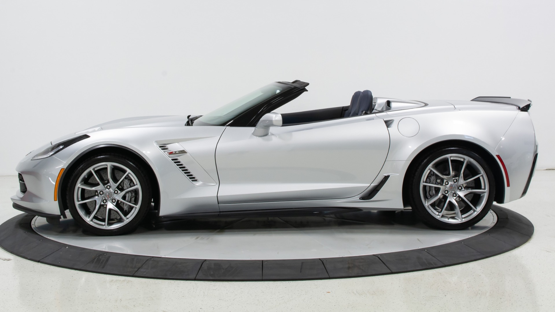 Used 2017 Chevrolet Corvette Z06 3LZ TWILIGHT BLUE DESIGN PKG For
